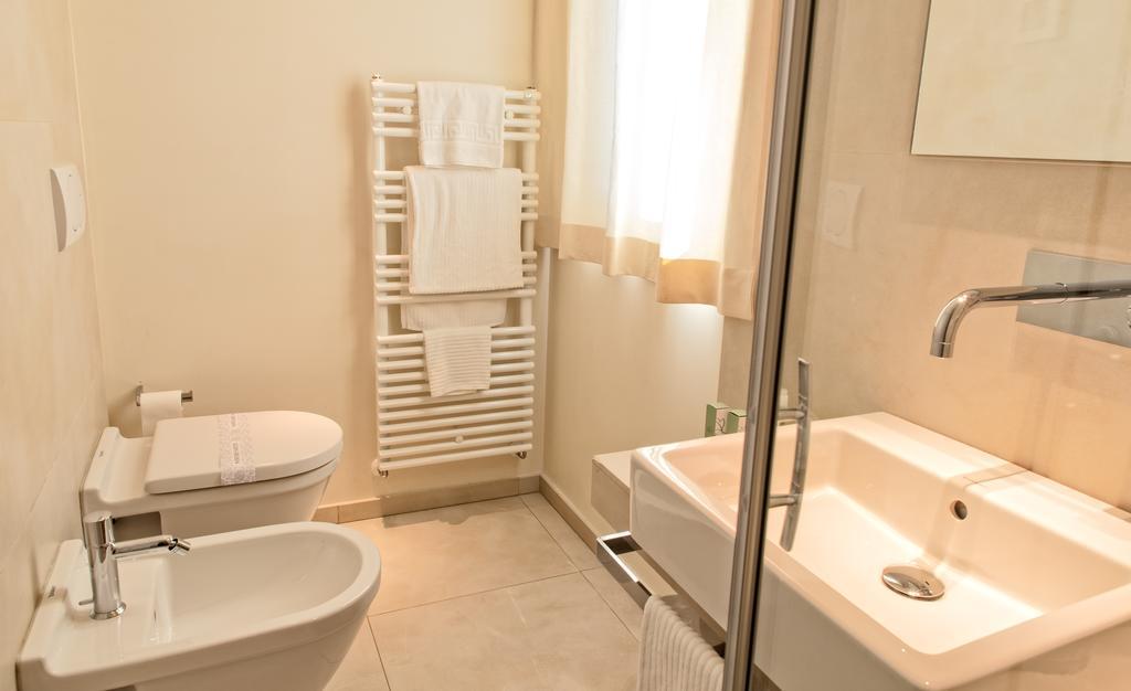 Hotel Country House La Radice 시비타노바 마르셰 객실 사진